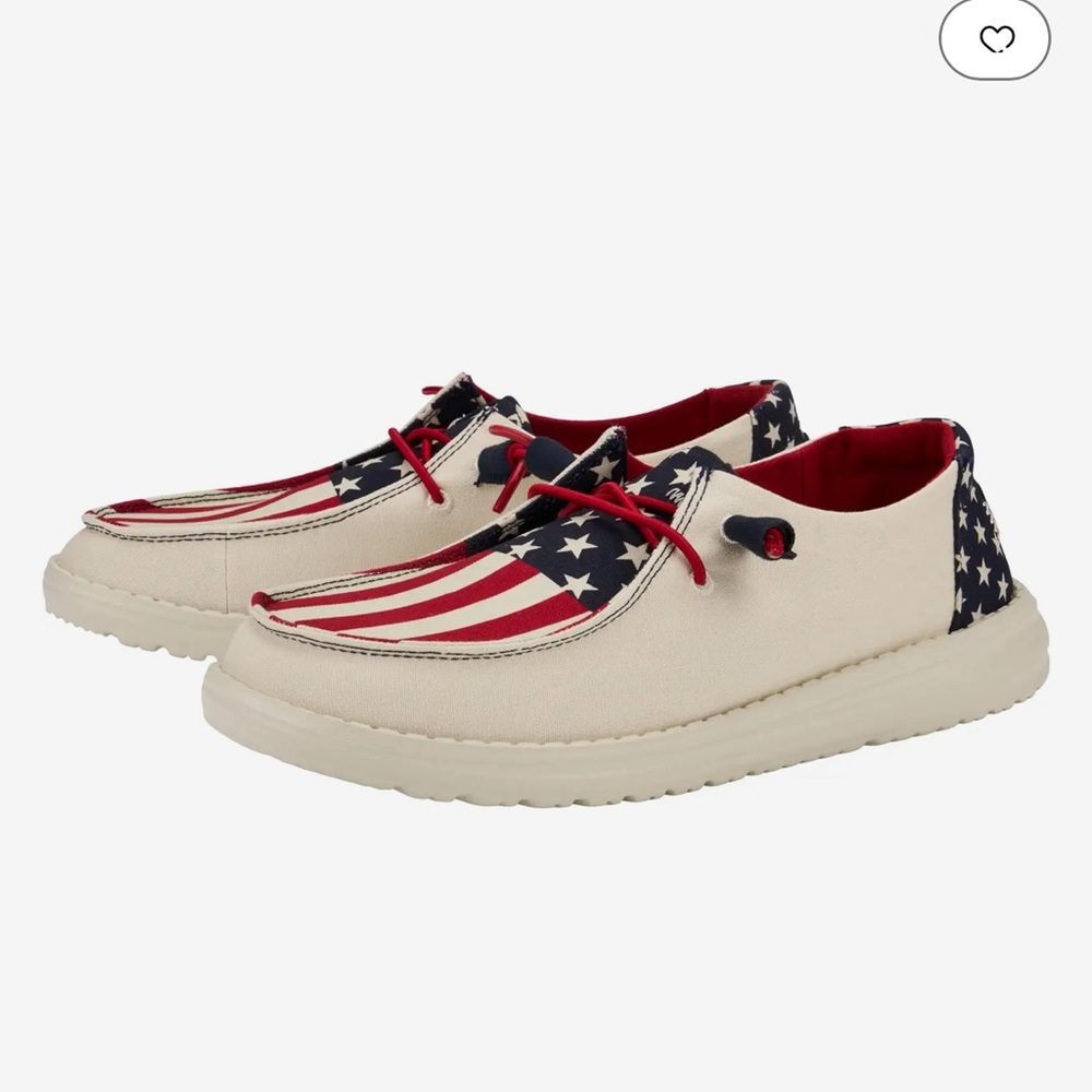 Wendy Americana Women’s shoes hey dude